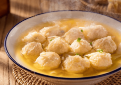 <b>于他对保守餐饮行业痛点的深刻洞察</b>